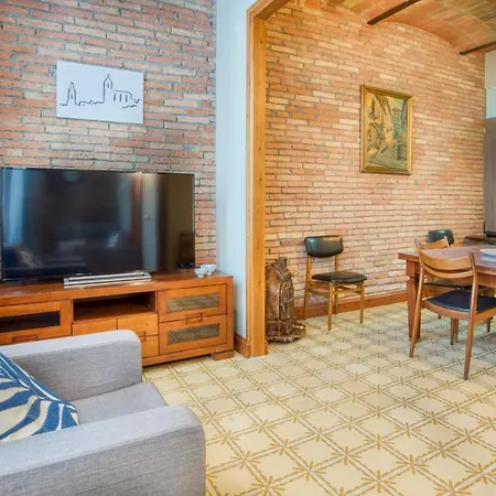 Gran Pis Modernista - Residencial I Centric - 112m2 1r خيرونا