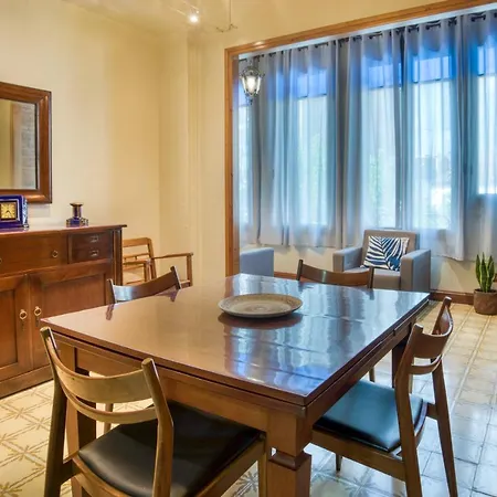 شقة Gran Pis Modernista - Residencial I Centric - 112m2 1r خيرونا