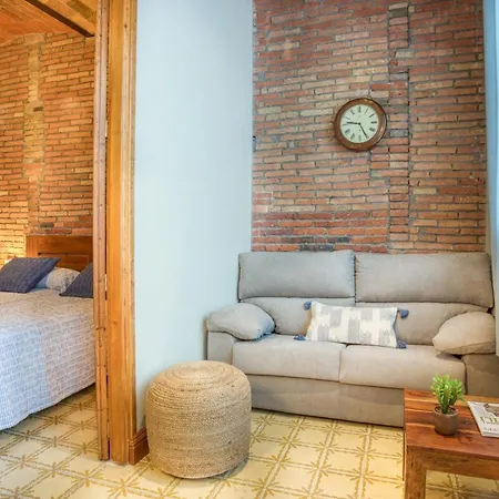 شقة Gran Pis Modernista - Residencial I Centric - 112m2 1r خيرونا